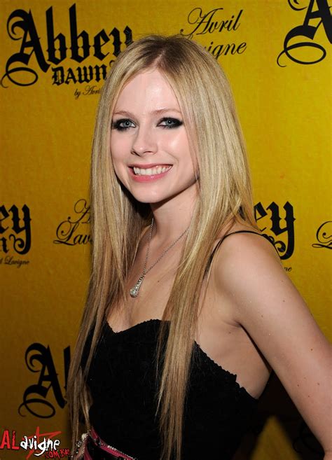 michell william mais fotos de avril lavigne na festa de