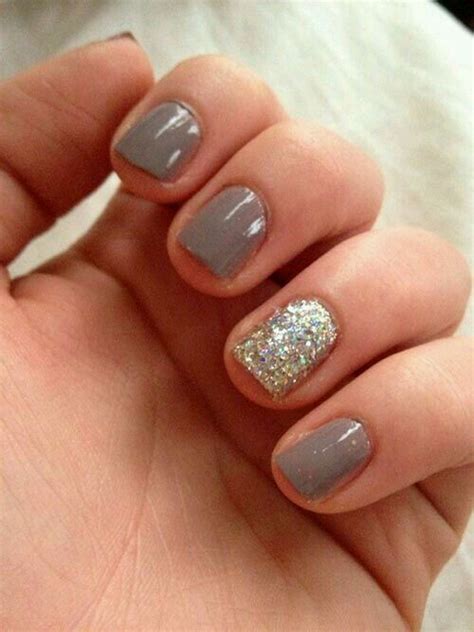 short nails manicure design slate gray with glitter