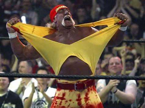 Hulk Hogan Returns To Wwe Wrestling Legend To Host Wrestlemania 30