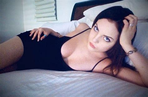 Hottest Woman 7 26 15 Elizabeth Gillies Sexanddrugsandrock