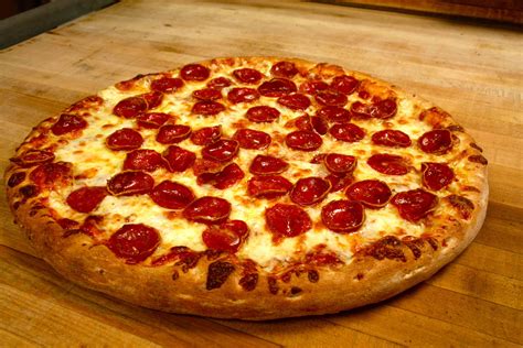 pepperoni pizza riot fest
