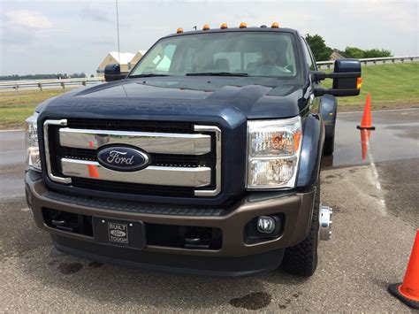 ford   dually increasing capability quick spin video  fast lane truck