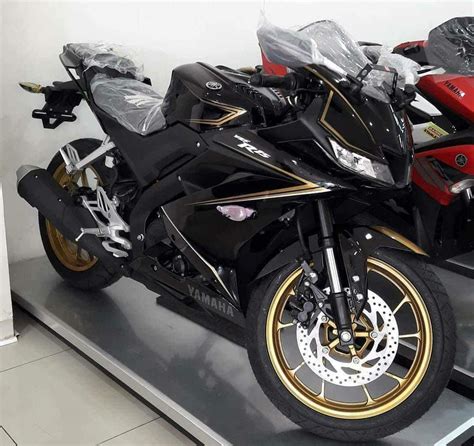 yamaha   dealer special edition spotted  indonesia report
