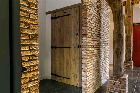 herkennen houten middeleeuwse deuren