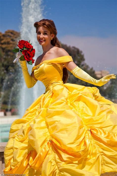 13 Disney Princesses Cosplay That Turn Dreams Into Reality Page 11