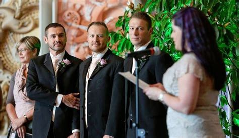 Aussie Gay Couple Wed In New Zealand Australian Marriage Equality