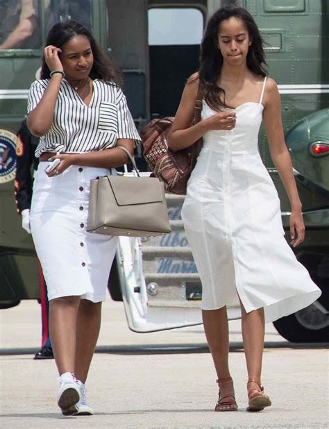 Sasha And Malia Obama Marched In Blm Protests This Summer