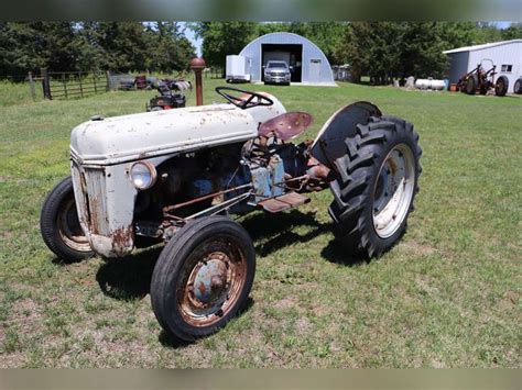 ford  tractor adam marshall land auction llc