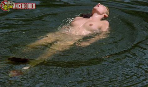Naked Muriel Montossé In Diary Of A Desperate Houswife