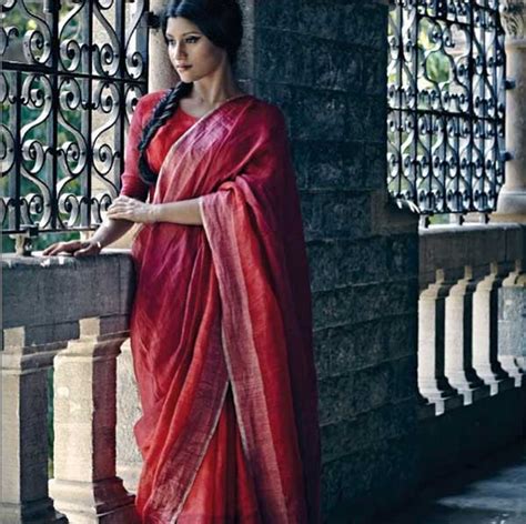 Konkona Sen Sharma Is Epitome Of Grace Poise And Elegance