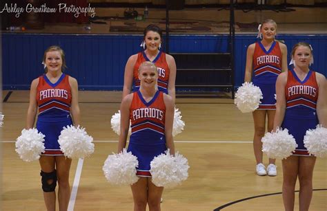 Merced High School Freshman Cheerleaders