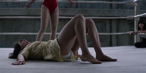 naked alison brie in glow