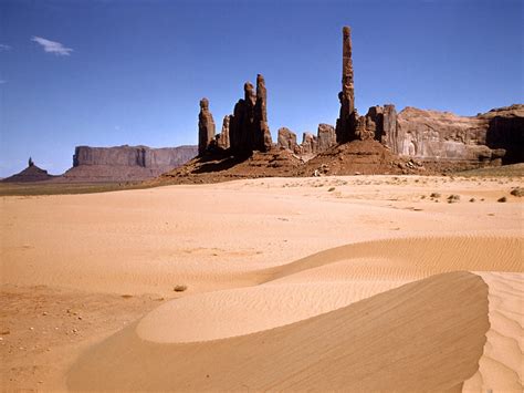 monuments desert southwest  picture monuments desert southwest  photo