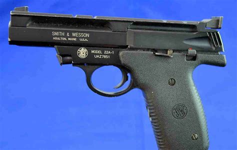 smith wesson model   lr semi auto pistol  sale
