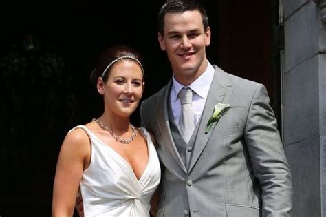 Meet Laura Priestly Proud Wife Of Drop Goal King Johnny Sexton