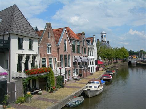 dokkum friesland canal structures