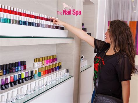 nail addicts guide  stunning manicures  cairo scoop empire