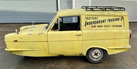 iconic reliant robin   fools  horses     auction