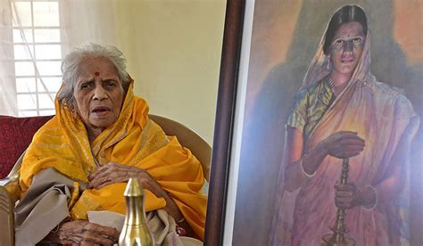 Woman In Iconic Glow Of Hope Painting Dead At 102 The Week