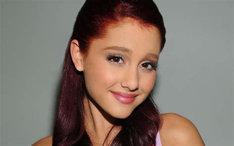 25 Ariana Grande Wallpapers High Quality Download