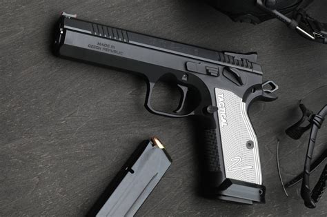 test cz tactical sports    generation   classic ipsc pistol  ceska zbrojovka