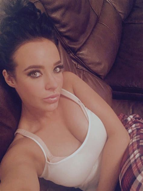 Why Has This Picture Of Pregnant Stephanie Davis Confused