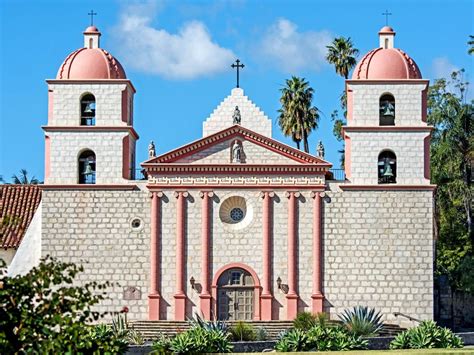 the santa barbara mission was founded on december 4 1786