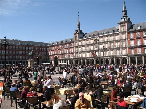 plaza mayor  madrid architecture  history