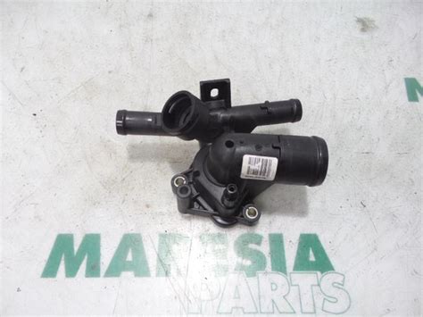 thermostat housing renault master iv  dci  fwd  mt