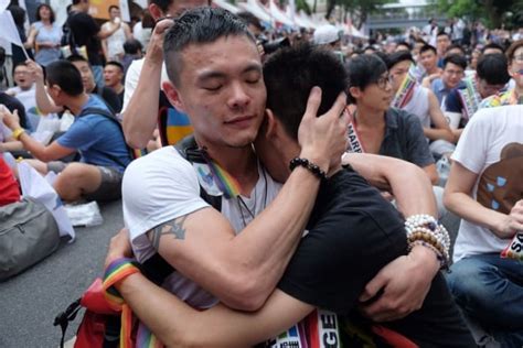 taiwan to become first asian country to legalize same sex marriage