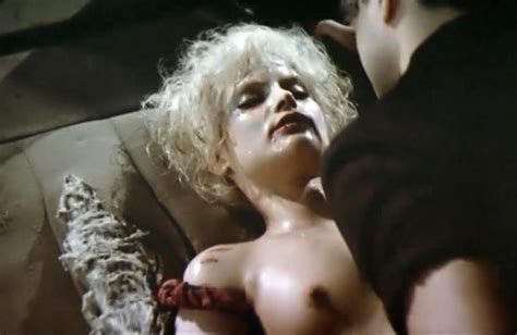 jennifer jason leigh hard sex in the last exit to brooklyn free scandal planet