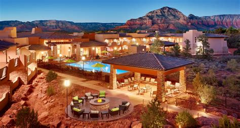 choose  refreshing hotel   red rock mountains courtyard sedona