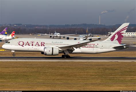 bcc qatar airways boeing   dreamliner photo  severin hackenberger id