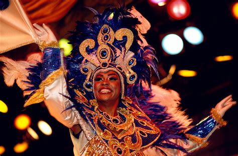 Woman In Carnival Costume Brazilian … – License Image – 70021600