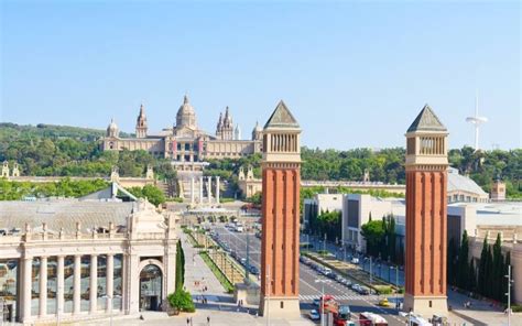 barcelona ultimate guide beeloved city