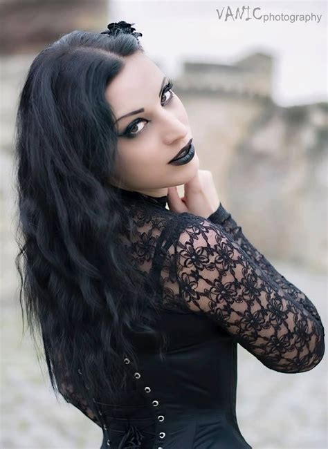 gothic and amazing fashion in 2019 goth beauty gothic girls