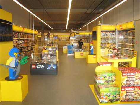 nieuwe lego superstore  toys xl utrecht  wall locatie wwwtoysxlnlwinkels winkel