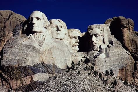 should the u s give mount rushmore back to the sioux the u n thinks so
