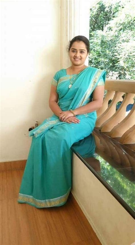 sea homely kannada wife in green saree selected desi spiciness beautiful saree saree green