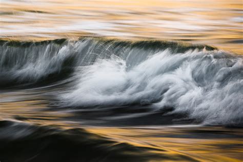 motion  flowing waves   atlantic ocean  roland kramer