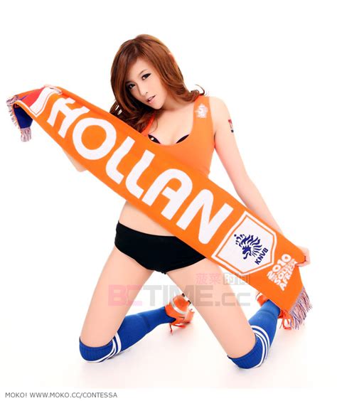 luo jiaqi chinese moko girl pictures with world cup 2010 girls 8x 9x