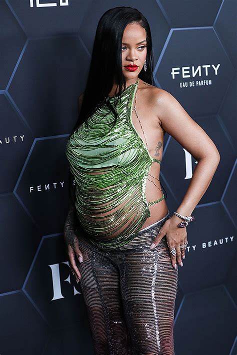 rihanna s ‘loving every moment of pregnancy and showing off bump