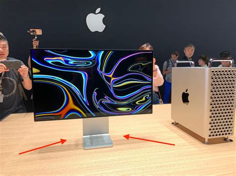 apple   roasted    stand   computer screen business insider india