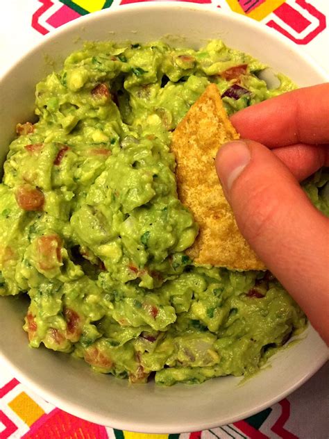 easy low calorie guacamole recipe the best guacamole i ve ever had