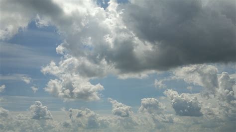 filecloudy sky  bergamojpg wikimedia commons