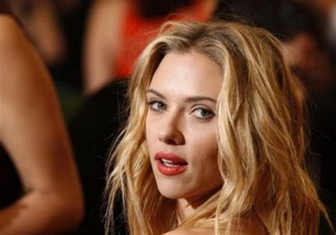 scarlett johansson named sexiest woman alive by esquire for 2nd time lifestyle jerusalem post