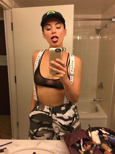 Yesjulz Nude And See Through Photos Scandal Planet