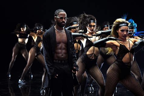 Rihanna’s Savage X Fenty Show Debuts On Amazon Prime Video Mr Magazine