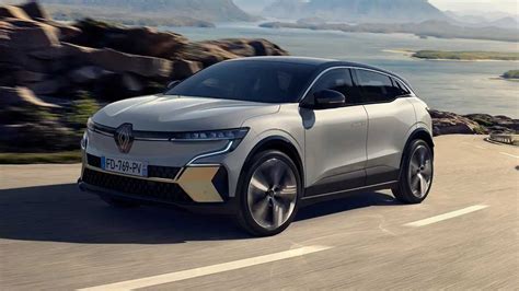 renault megane  tech electric revealed    electric suv