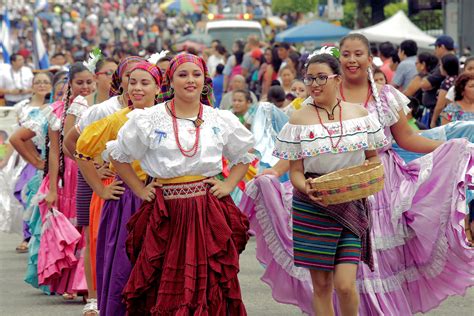 10 Trajes TÍpicos De El Salvador Identidad Y Cultura